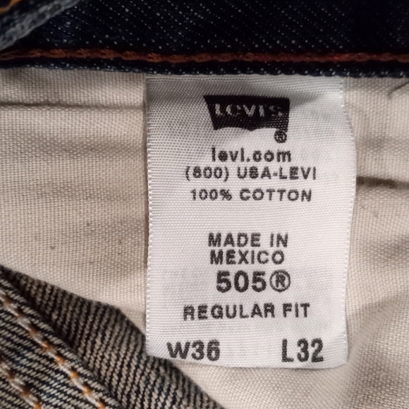 Regular fit Levi's 505   W36. L32. Blue jeans - Picture 6 of 8